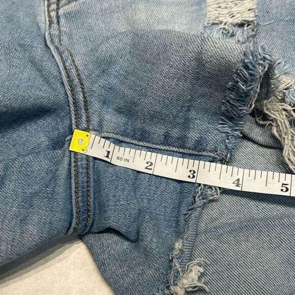 JUDY BLUE Denim Cutoff Shorts Sz Medium High Waist Heavily Distressed Blue JB150 - Picture 6 of 7